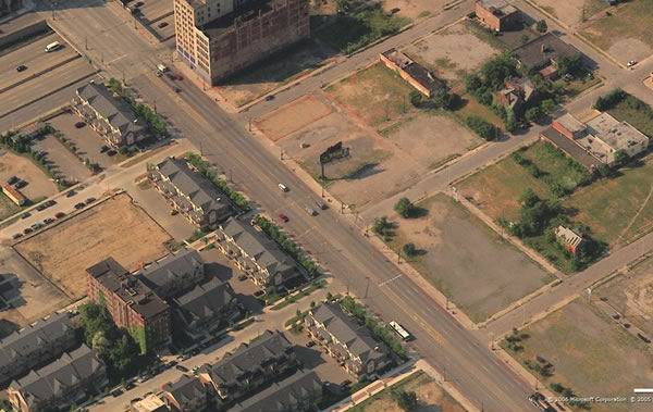 Colonial Theatre on Woodward Ave - Now An Empty Lot (newer photo)